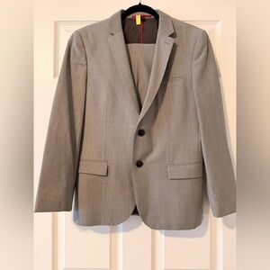 HUGO Gray Suit 38R